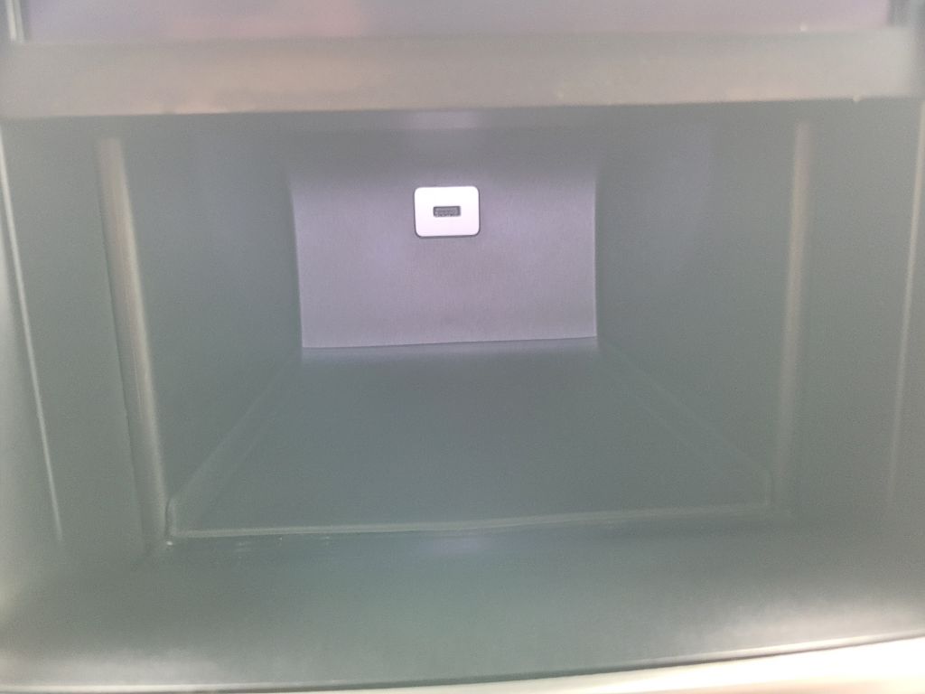 Photo 32 of this CHEVROLET SUBURBAN