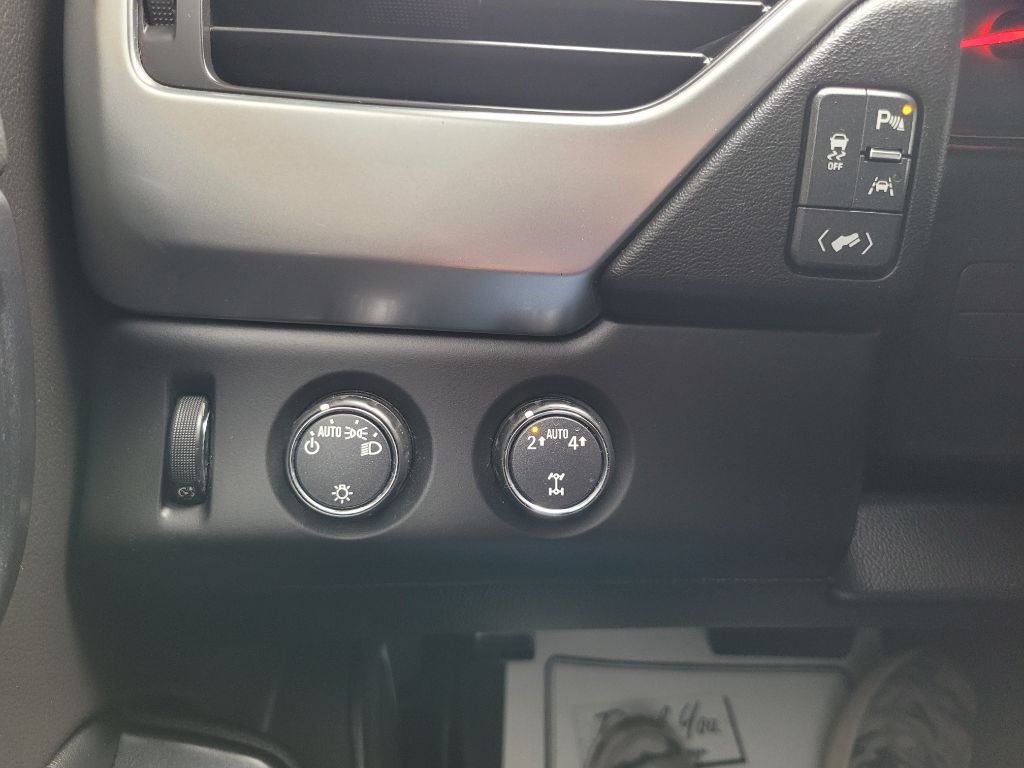 Photo 24 of this CHEVROLET SUBURBAN