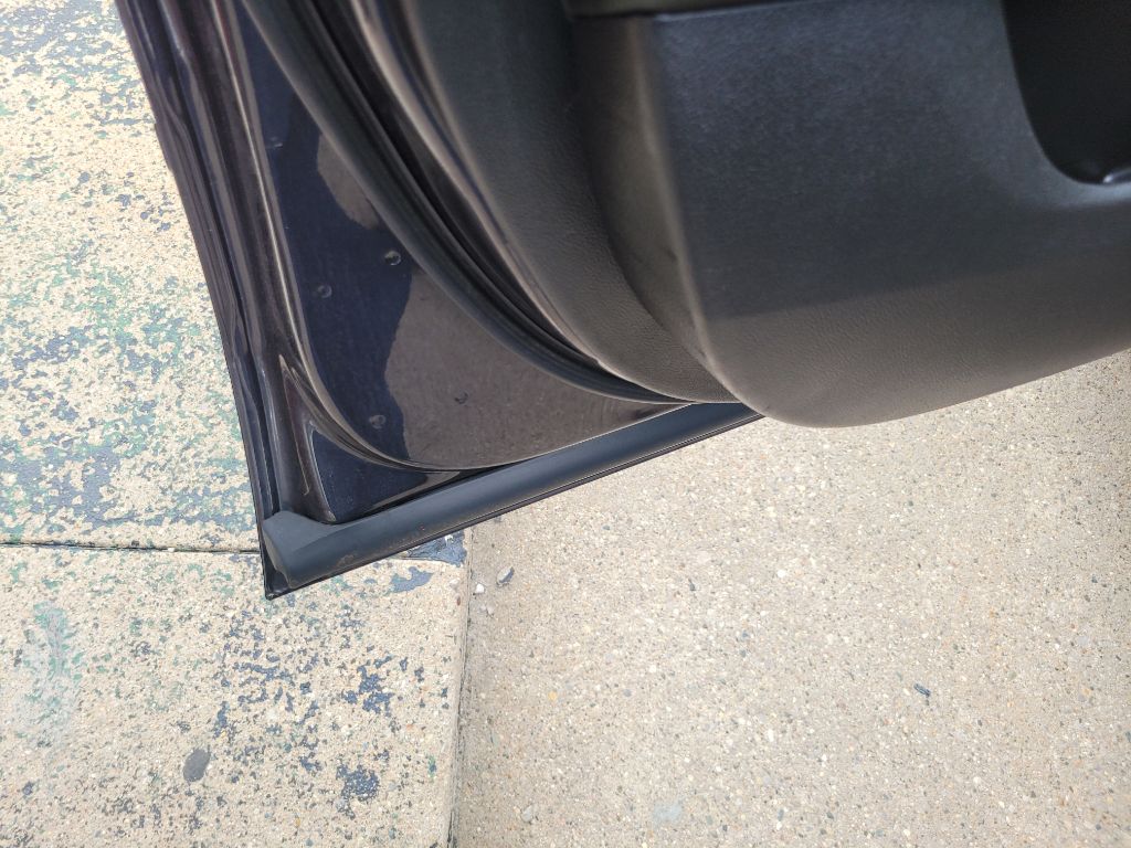Photo 17 of this CHEVROLET SUBURBAN