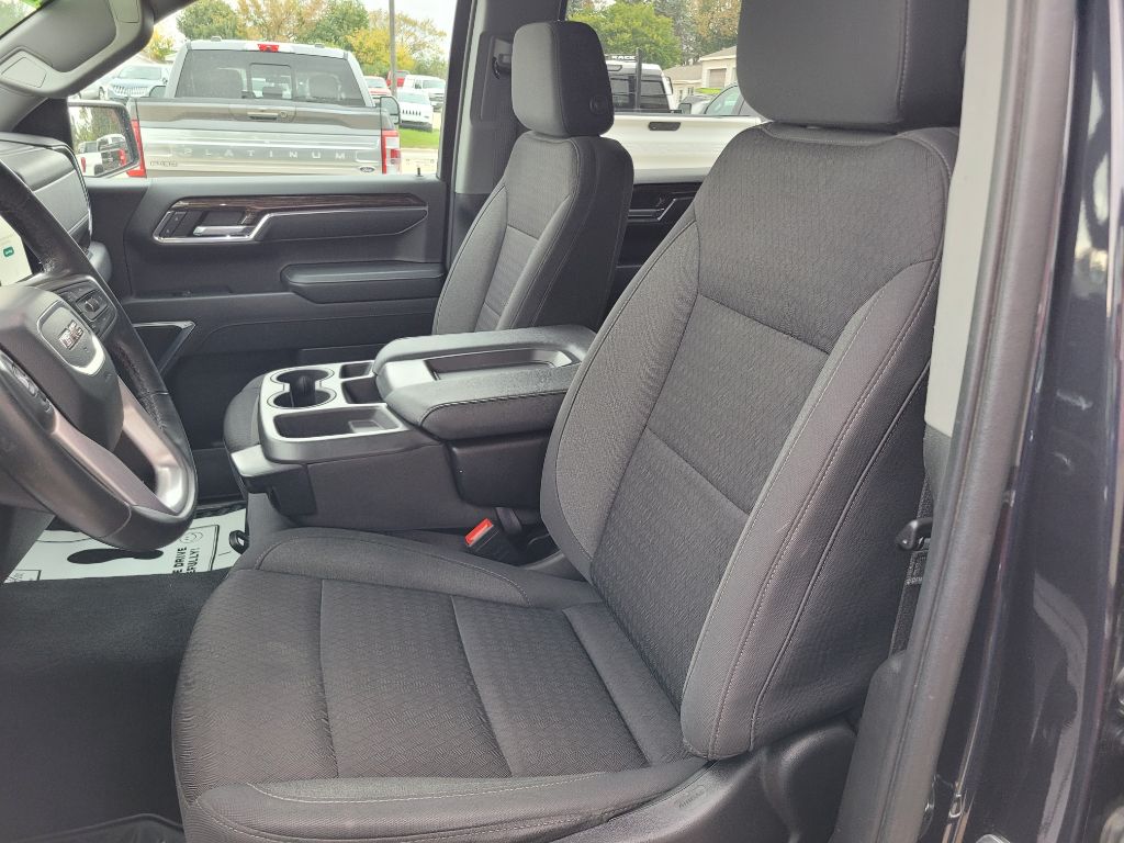 Photo 22 of this GMC SIERRA 1500