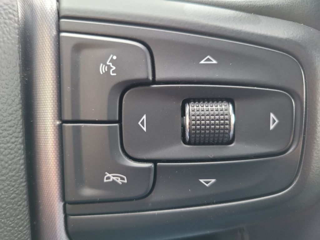 Photo 28 of this GMC SIERRA 1500