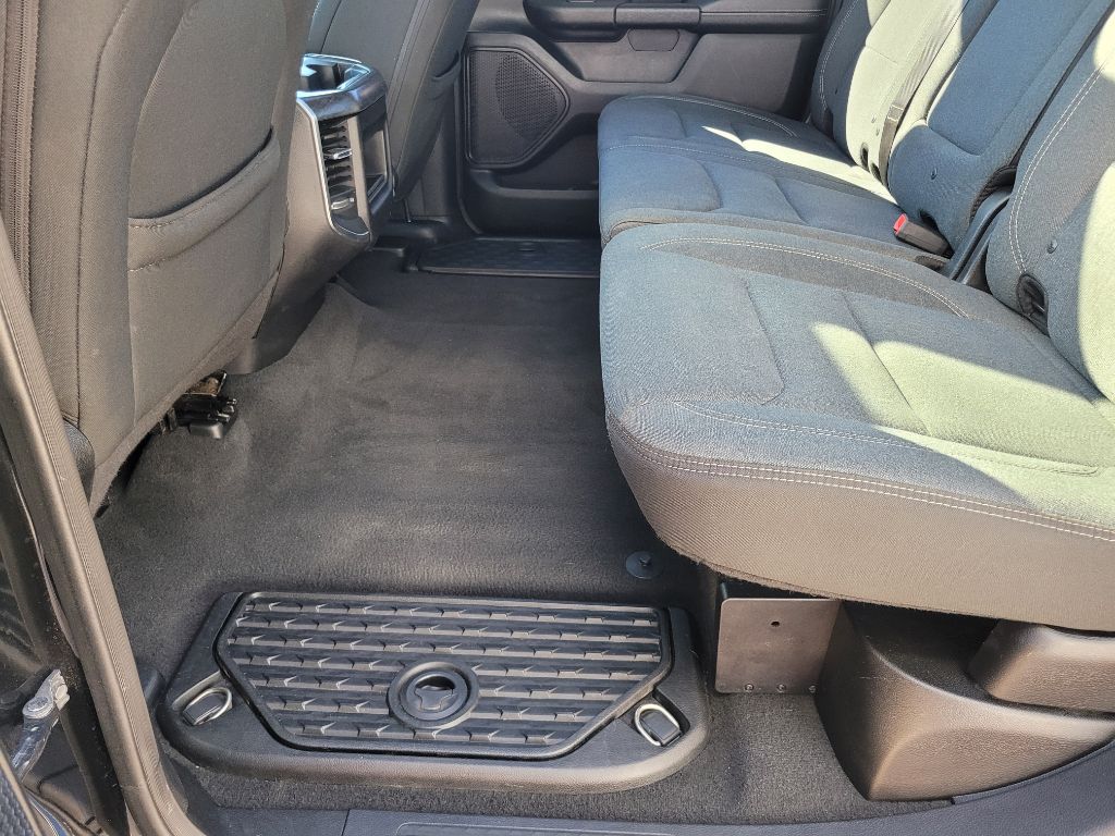 Photo 44 of this RAM 1500