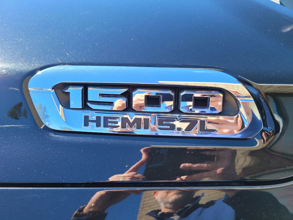 Photo 17 of this RAM 1500