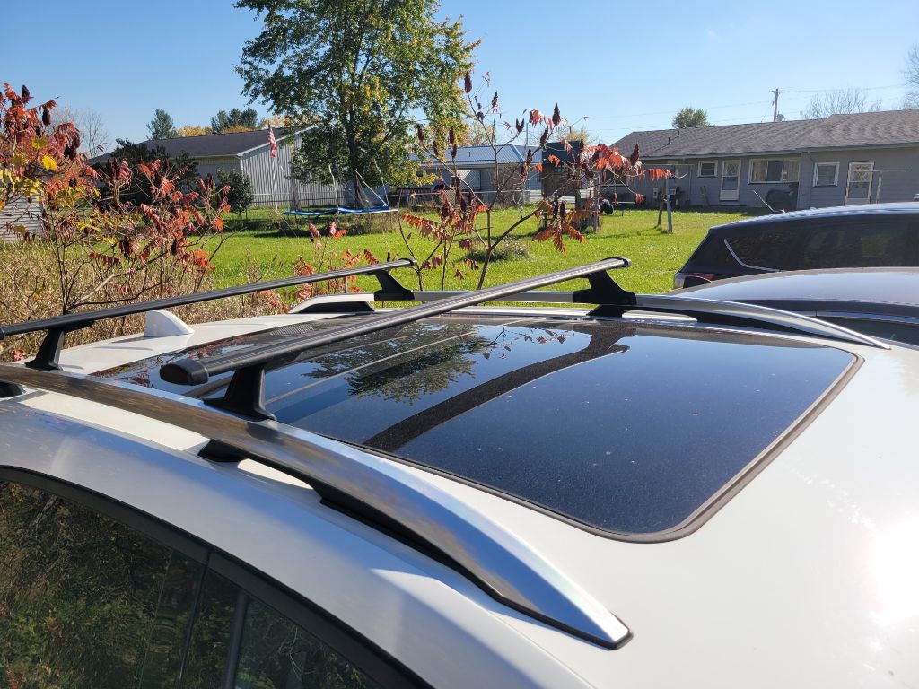 Photo 4 of this CHEVROLET EQUINOX