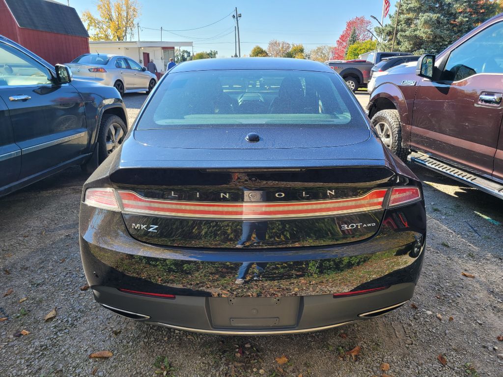 Photo 4 of this LINCOLN MKZ