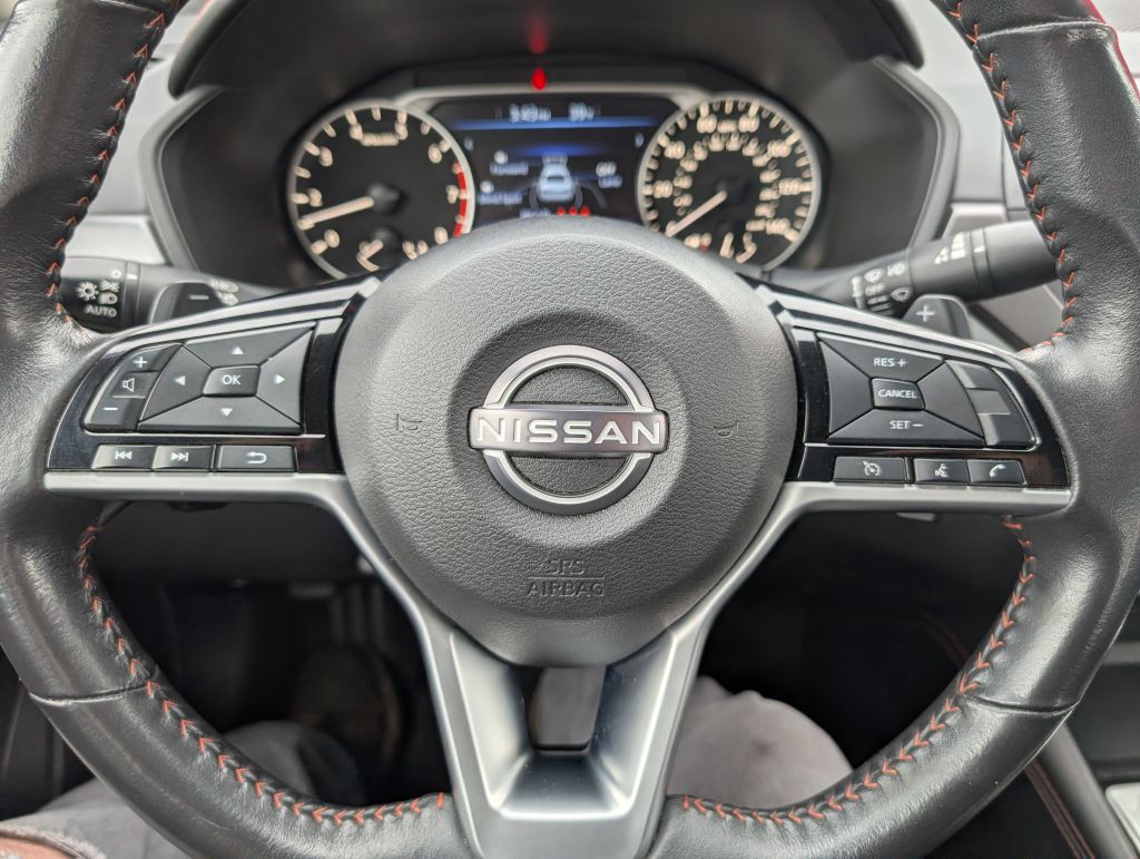 Photo 8 of this NISSAN ALTIMA
