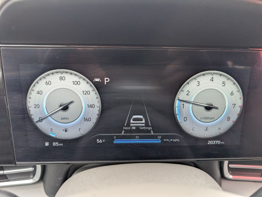 Photo 7 of this HYUNDAI ELANTRA