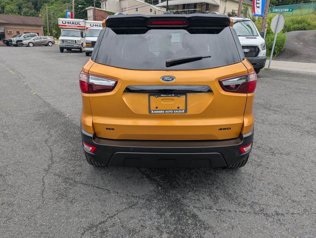 Photo 3 of this FORD ECOSPORT