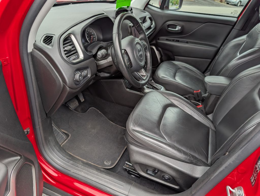 Photo 6 of this JEEP RENEGADE