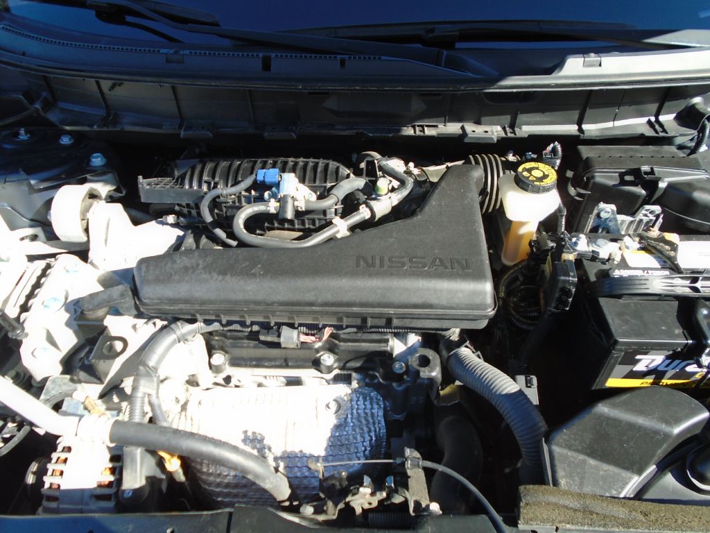 Photo 22 of this NISSAN ROGUE