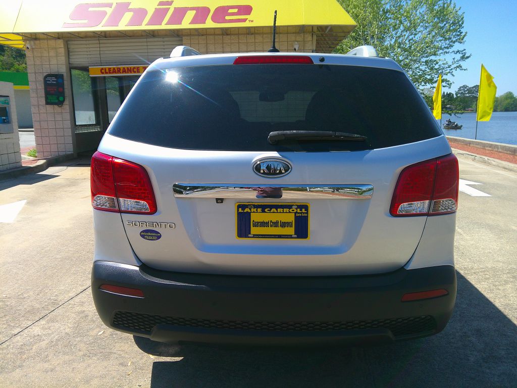 Photo 2 of this KIA SORENTO