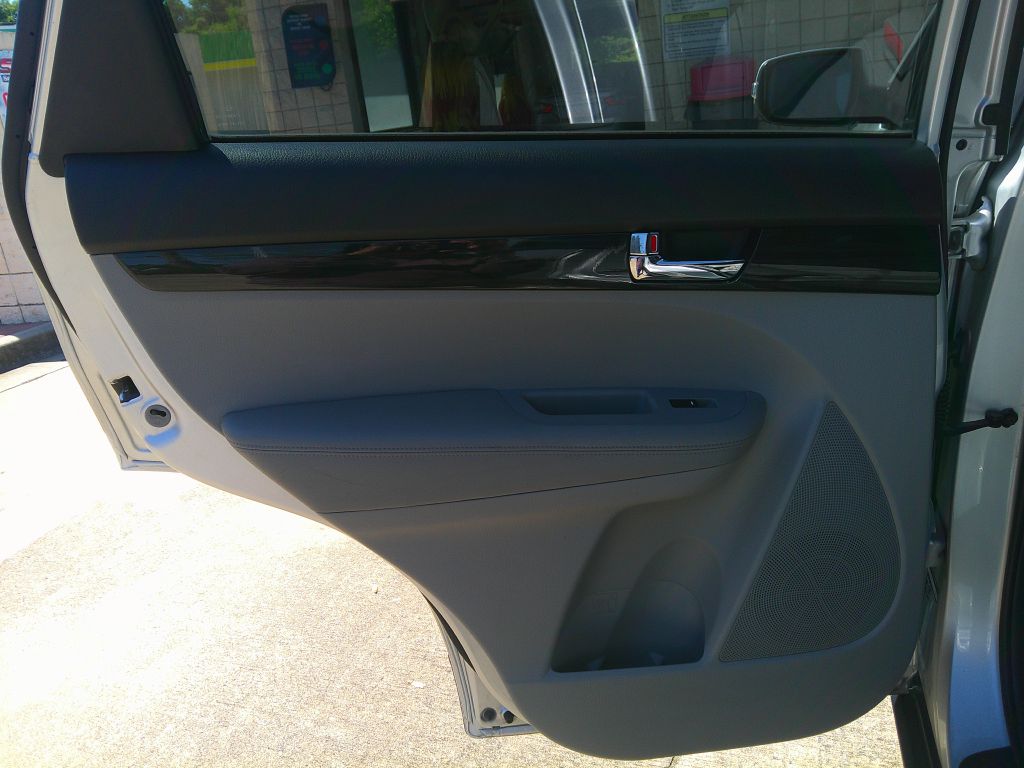 Photo 10 of this KIA SORENTO
