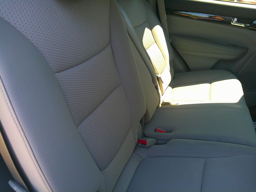 Photo 13 of this KIA SORENTO