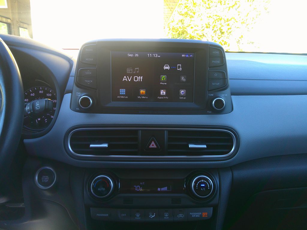 Photo 17 of this HYUNDAI KONA