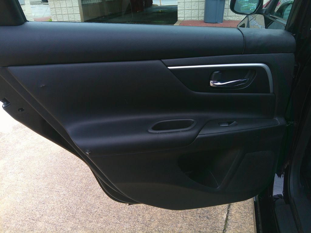 Photo 10 of this NISSAN ALTIMA