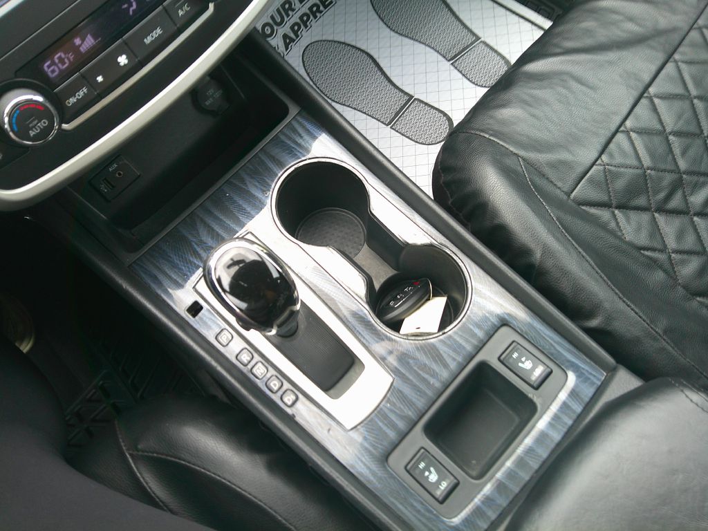 Photo 22 of this NISSAN ALTIMA