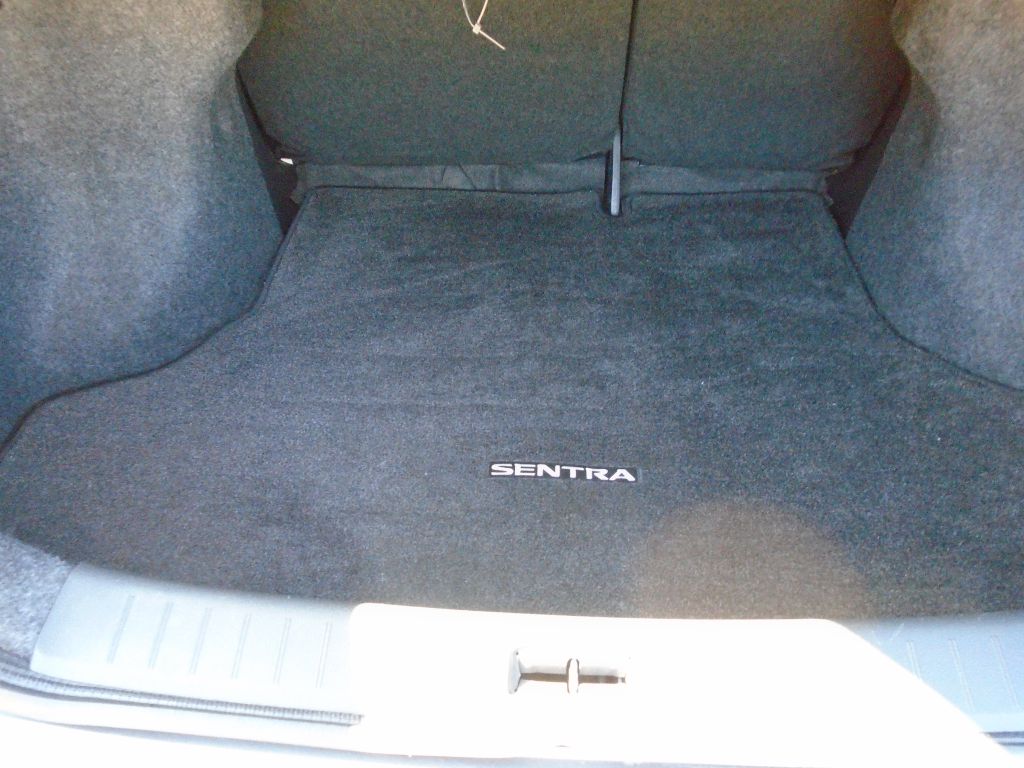 Photo 23 of this NISSAN SENTRA