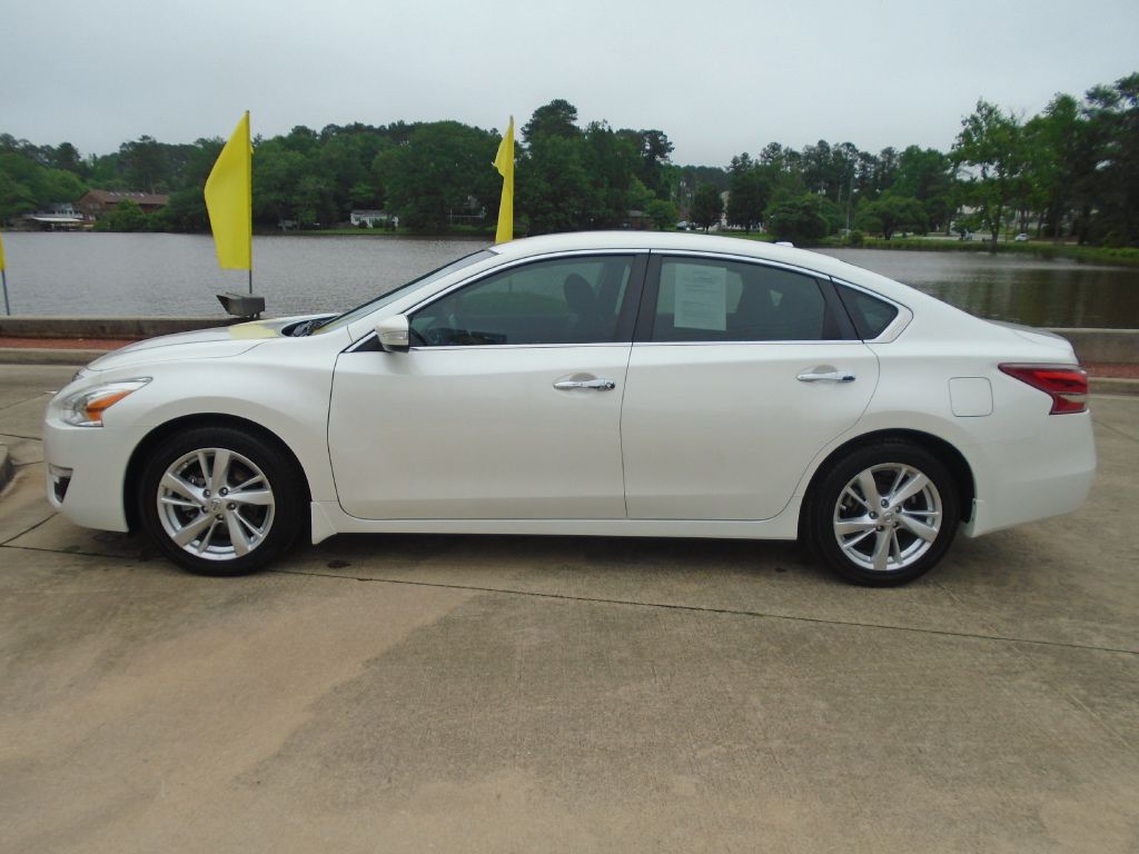 Photo 3 of this NISSAN ALTIMA