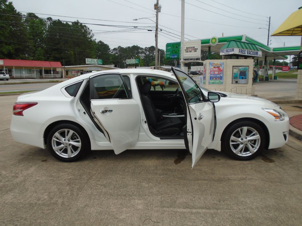 Photo 5 of this NISSAN ALTIMA