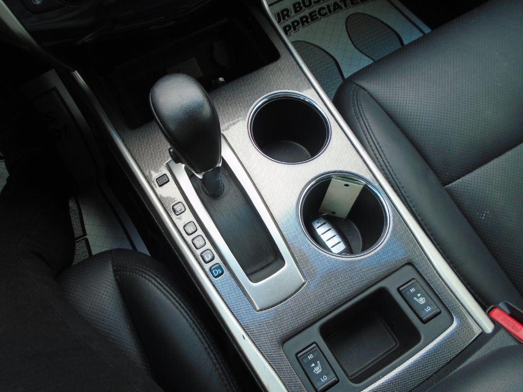 Photo 21 of this NISSAN ALTIMA