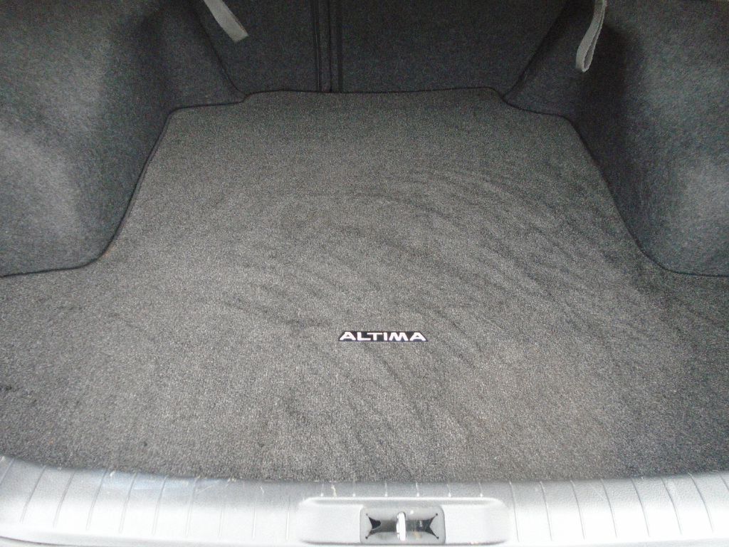 Photo 23 of this NISSAN ALTIMA