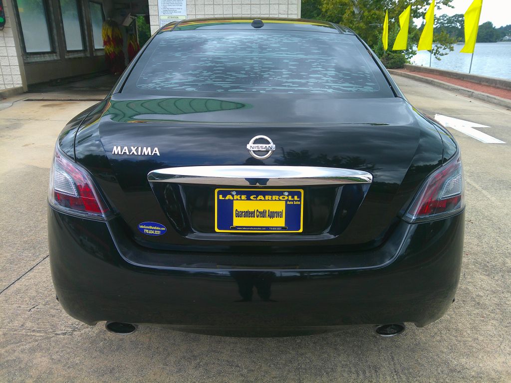 Photo 2 of this NISSAN MAXIMA