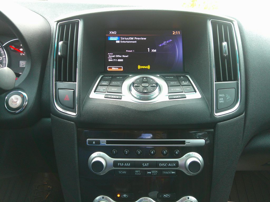 Photo 18 of this NISSAN MAXIMA