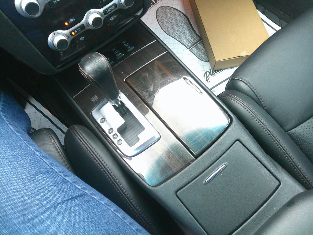 Photo 19 of this NISSAN MAXIMA