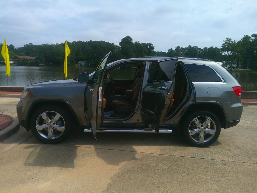 Photo 6 of this JEEP GRAND CHEROKEE