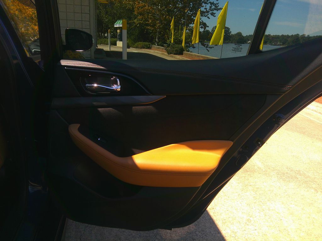 Photo 9 of this NISSAN MAXIMA