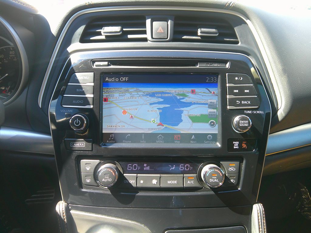 Photo 18 of this NISSAN MAXIMA