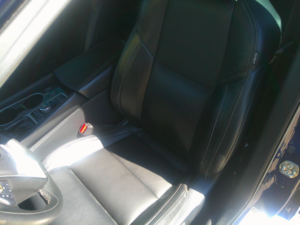Photo 11 of this NISSAN MAXIMA