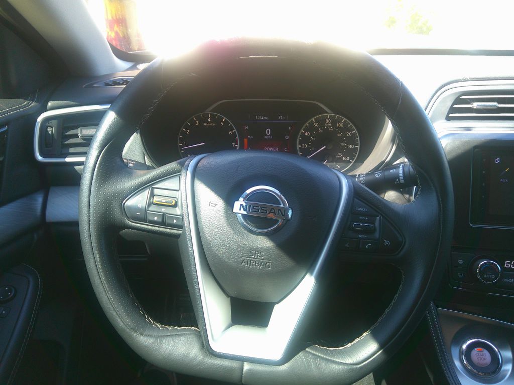 Photo 15 of this NISSAN MAXIMA