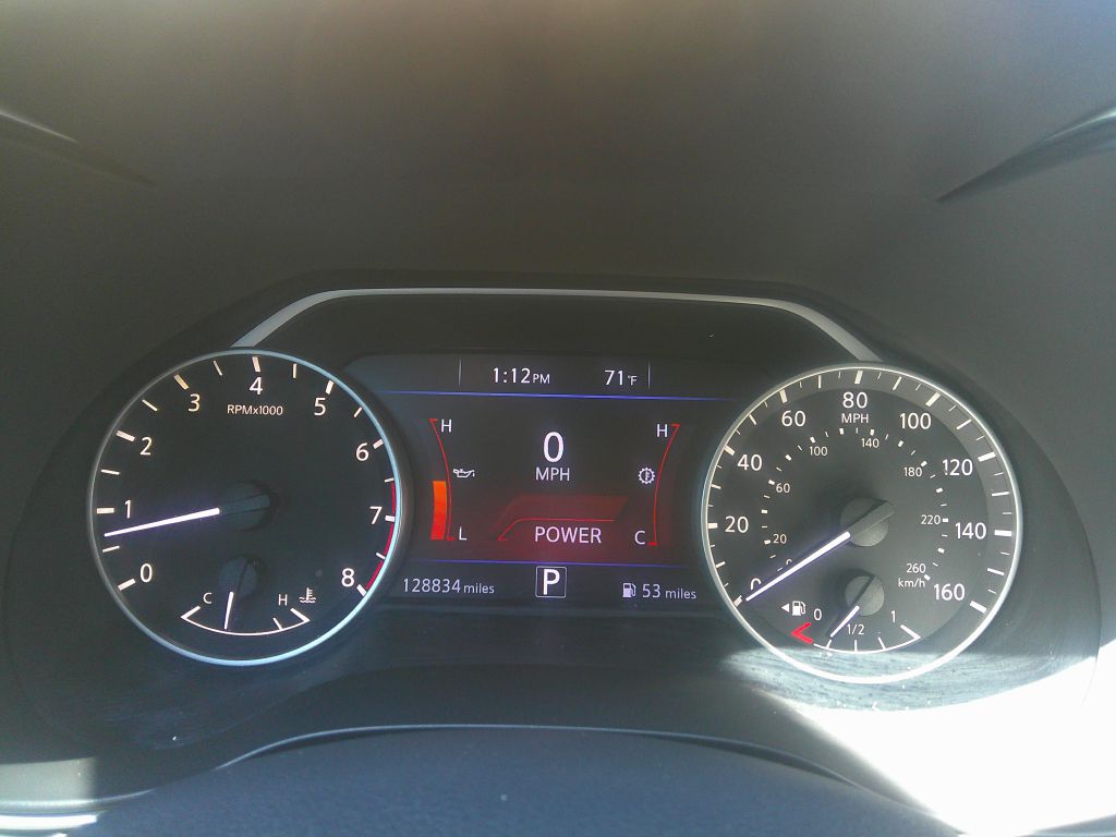 Photo 16 of this NISSAN MAXIMA