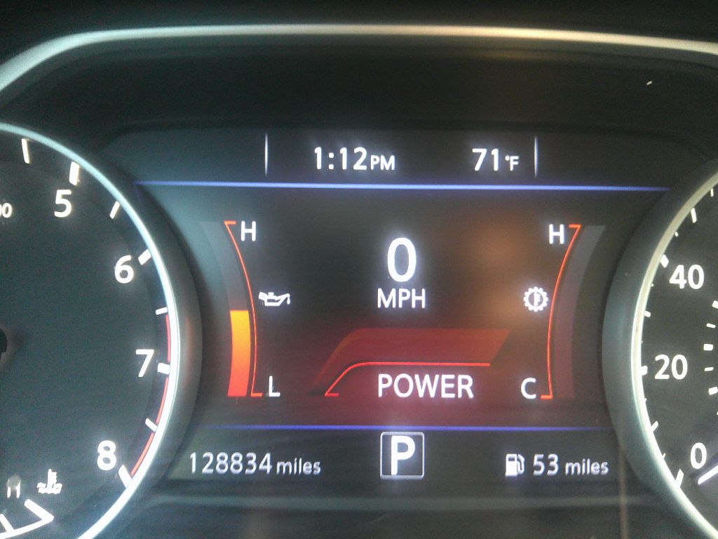 Photo 17 of this NISSAN MAXIMA