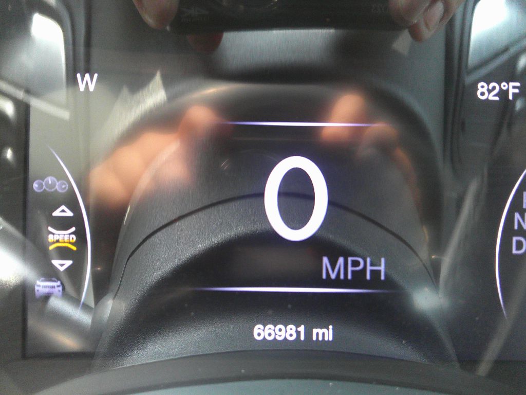 Photo 17 of this JEEP GRAND CHEROKEE