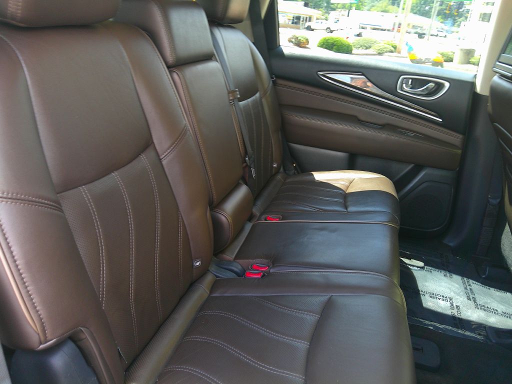 Photo 13 of this INFINITI QX60