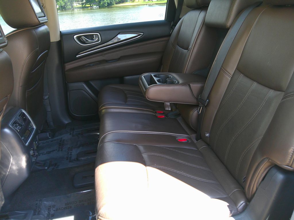 Photo 14 of this INFINITI QX60
