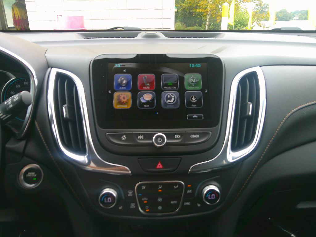 Photo 18 of this CHEVROLET EQUINOX