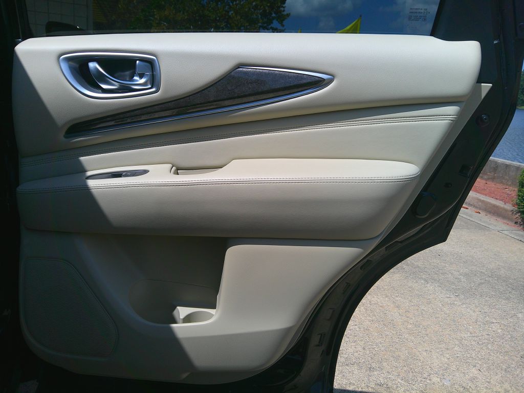 Photo 9 of this INFINITI QX60