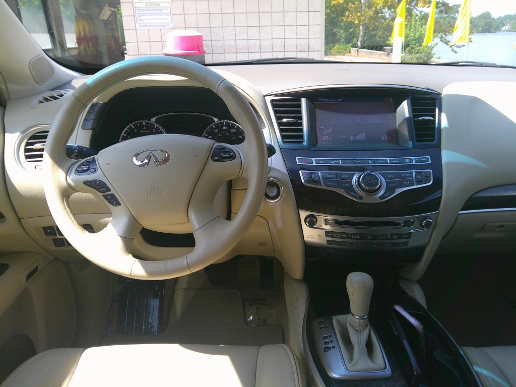 Photo 16 of this INFINITI QX60