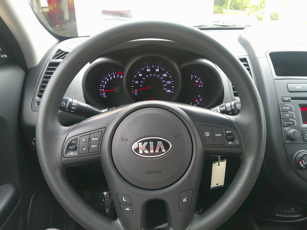 Photo 15 of this KIA SOUL