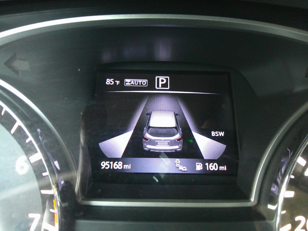 Photo 28 of this NISSAN PATHFINDER