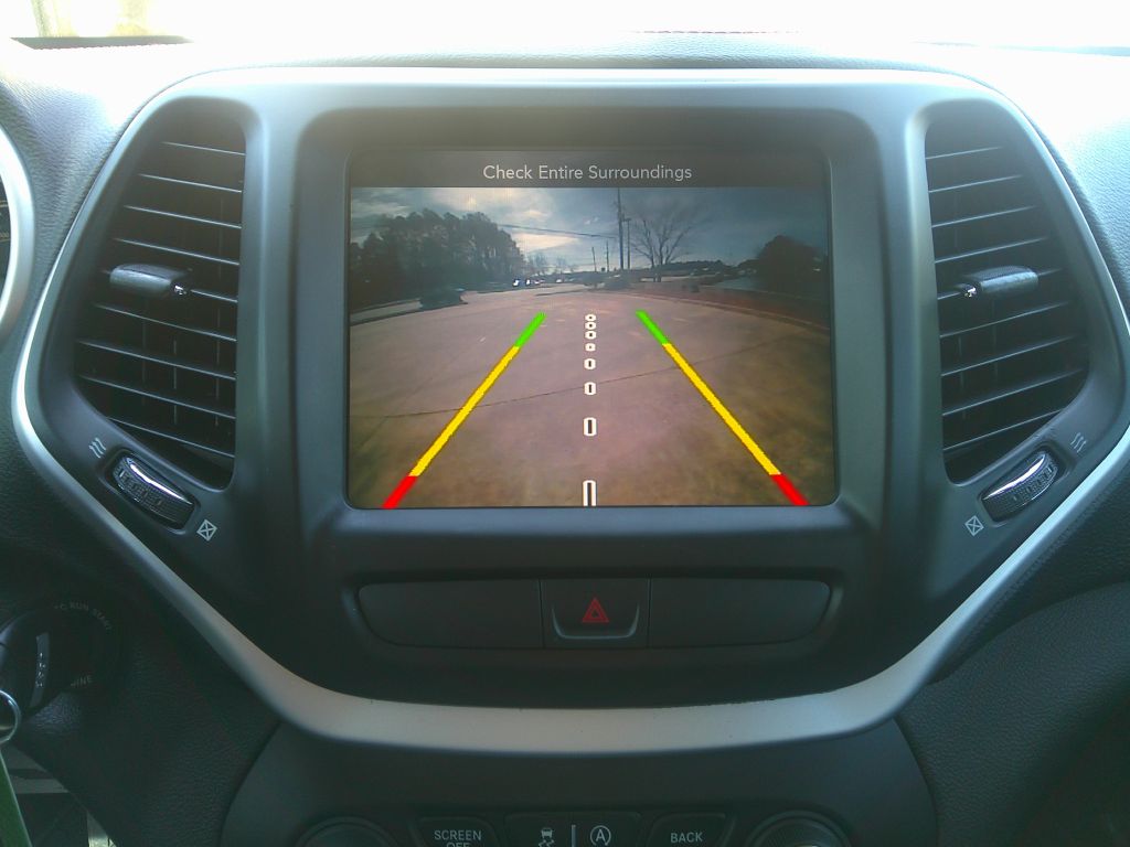 Photo 19 of this JEEP CHEROKEE