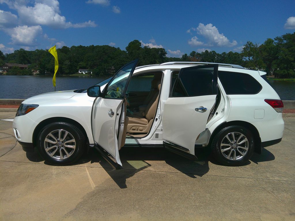 Photo 6 of this NISSAN PATHFINDER