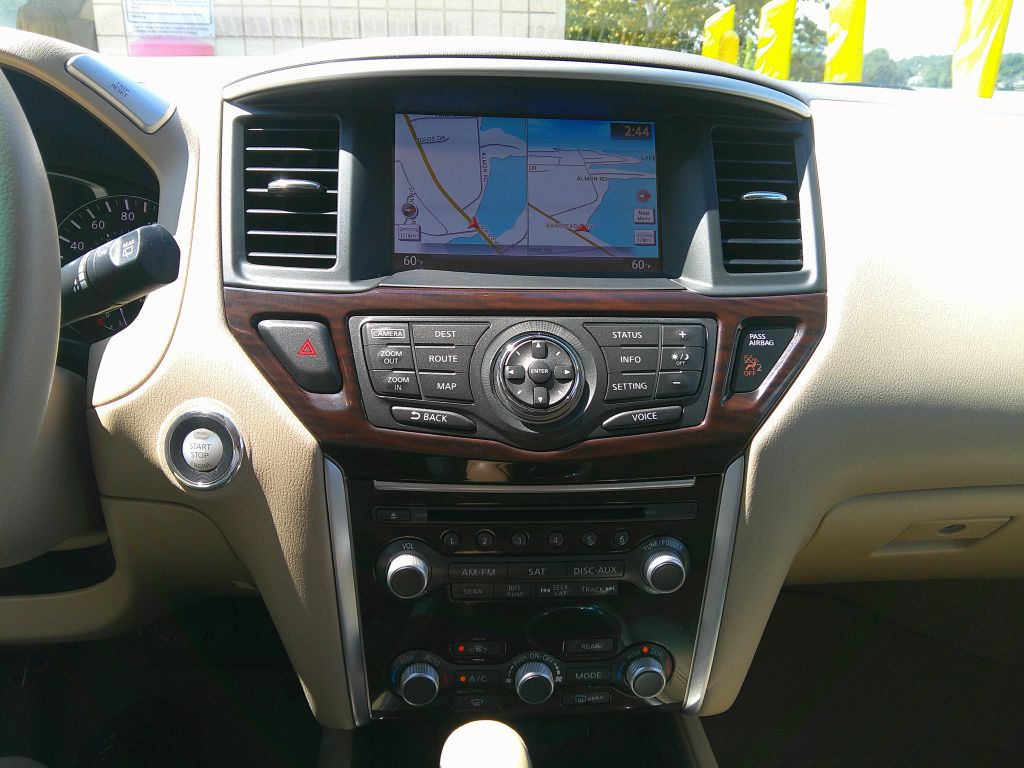 Photo 22 of this NISSAN PATHFINDER
