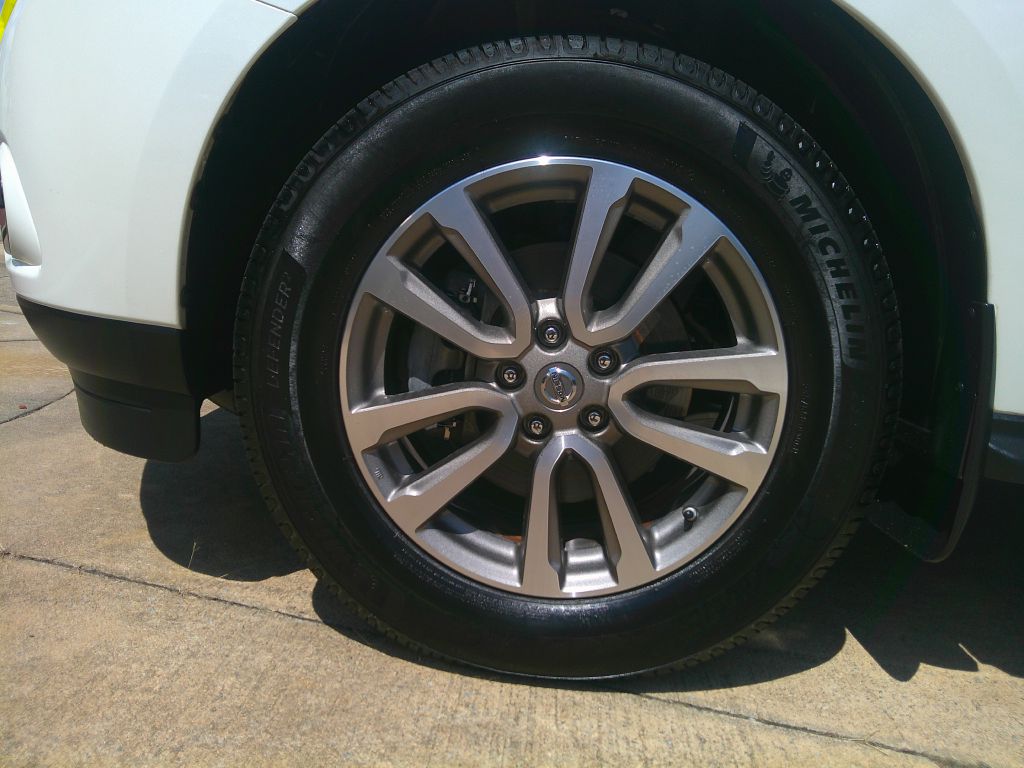 Photo 27 of this NISSAN PATHFINDER