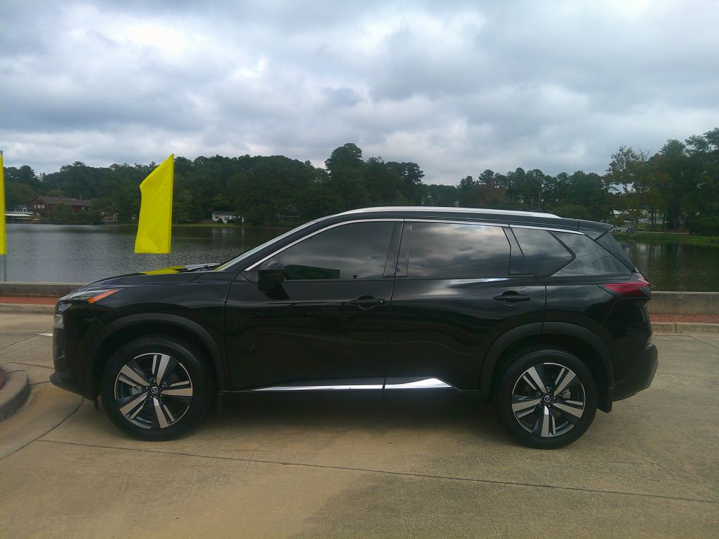 Photo 3 of this NISSAN ROGUE