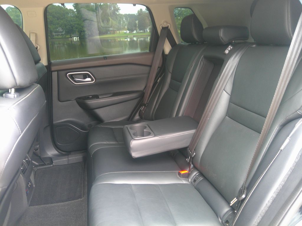 Photo 14 of this NISSAN ROGUE