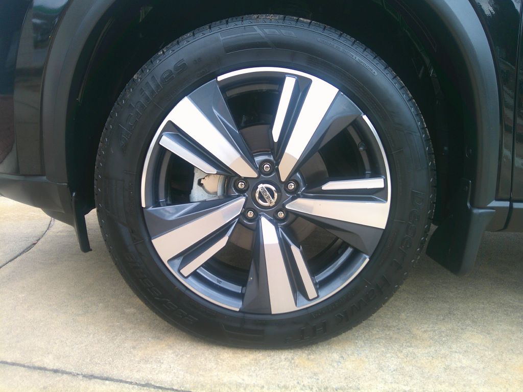 Photo 25 of this NISSAN ROGUE